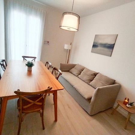 Private Rooms By Plaza Universidad 巴塞罗那 外观 照片