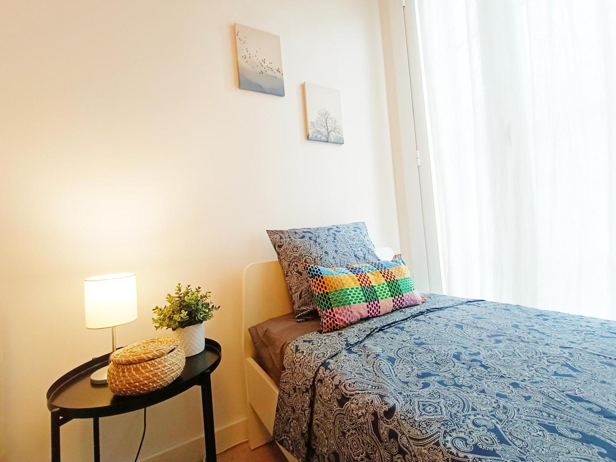 Private Rooms By Plaza Universidad 巴塞罗那 外观 照片